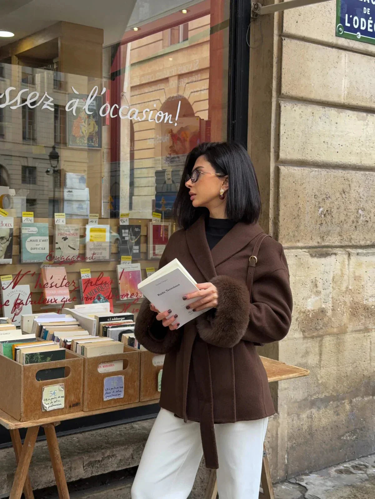 Arctic Grace | Elegante abrigo de lana